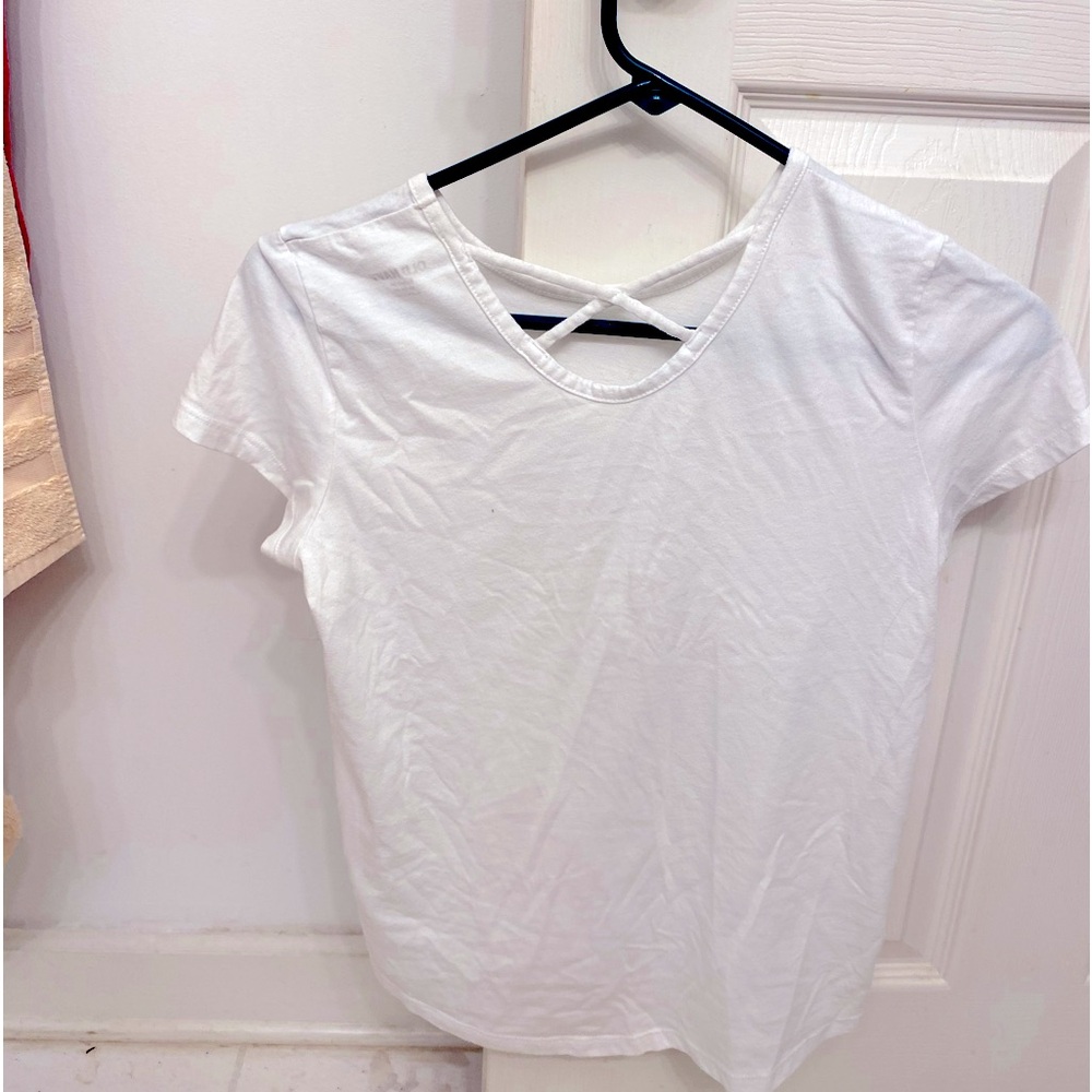 White cross back strap T shirt for girls XL old Navy